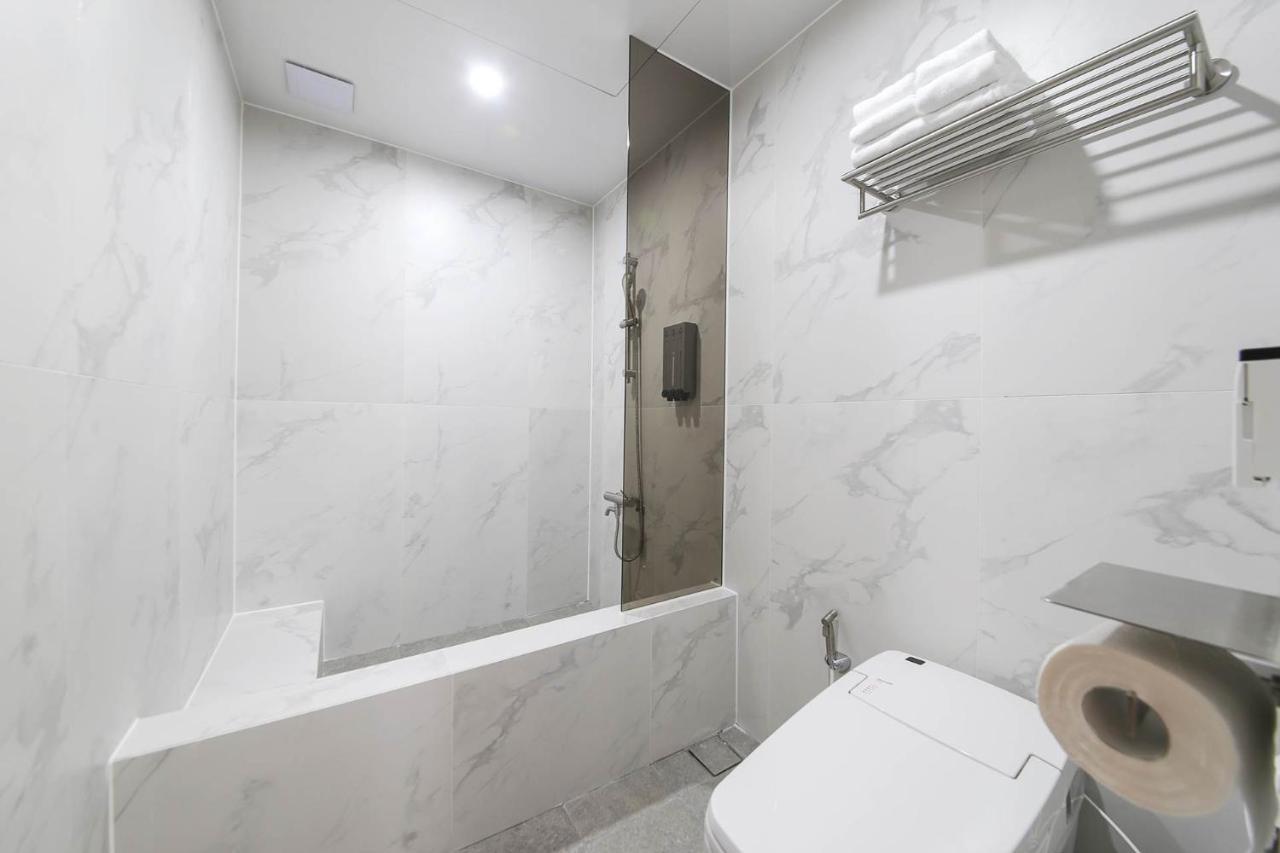 موكبو Brown Dot Hotel Pyeonghwa Plaza المظهر الخارجي الصورة