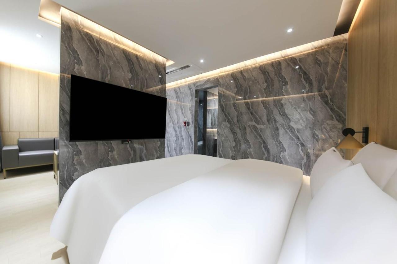 موكبو Brown Dot Hotel Pyeonghwa Plaza المظهر الخارجي الصورة