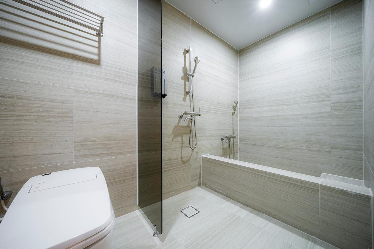 موكبو Brown Dot Hotel Pyeonghwa Plaza المظهر الخارجي الصورة